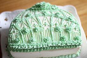 花伞吃瓜,花伞下的夏日吃瓜盛宴